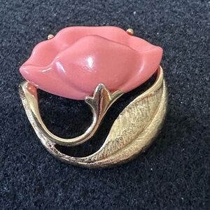 AVON - Vintage signed Salmon and Gold poppy Floral Brooch